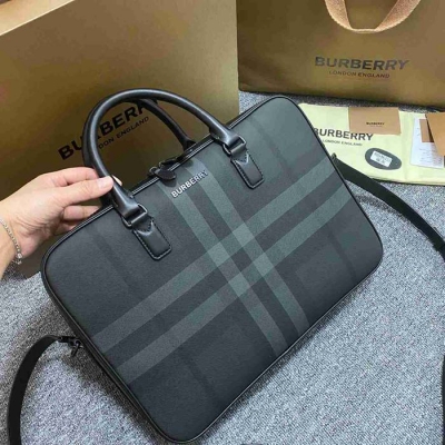 BURBERRY チェック ブリーフケース メンズ 38×28×9cm