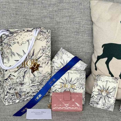 DIOR レディディオール 5スロットカードケース ラムスキン レディース 10.4×7×2cm