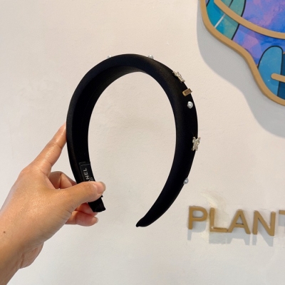 シャネル スタイル ヘアバンド レター