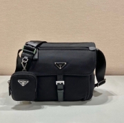 PRADA ショルダーバッグ リサイクルナイロン ユニセックス 25×22×10cm