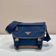 PRADA メッセンジャーバッグ リサイクルナイロン スエード メンズ 20×19×10cm