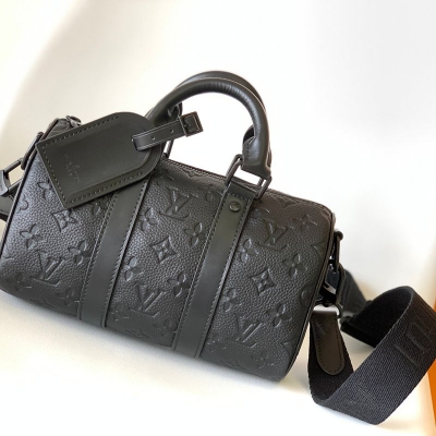 LOUIS VUITTON キープオール バンドリエール ミニ タオリヨン レザー メンズ 25×15×11cm