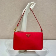 プラダ ショルダーバッグ 24×14×cm