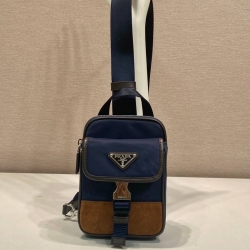 PRADA スマホポーチ リサイクルナイロン サフィアーノ メンズ 11.5×17×4.5cm