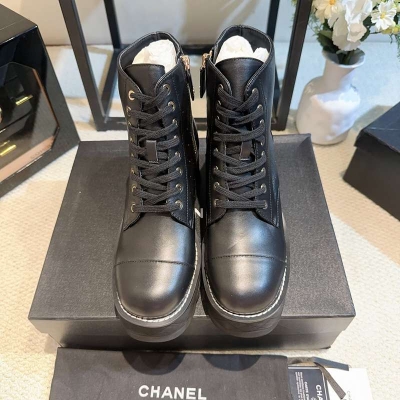 【CHANEL】秋冬ブーツレディース