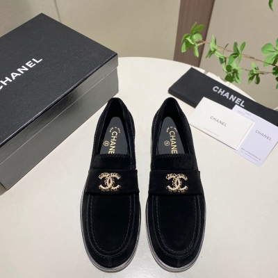 【CHANEL】新作ローファーレディース