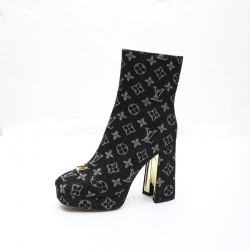 【LOUISVUITTON】ショートブーツ厚底ハイヒールブーツレディース