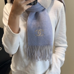 シャネル めったに見ない優しい色合い。スカーフ 35 x 180cm