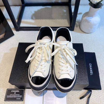 【CHANEL】スニーカーレディース