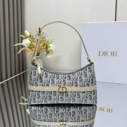 ディオール ショルダーバッグ モンテーニュ 23×13×6cm