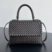 BV ショルダーバッグ レザー ハンドバッグ パッティ 19×26×11cm