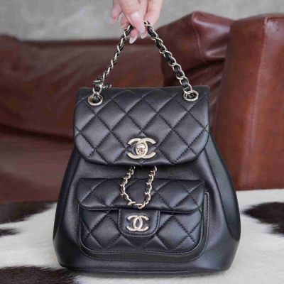 シャネル スタイル デュマ リュック ブラック サイズ：18×18×11cm