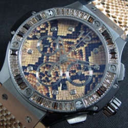 HUBLOT ビッグバン ボア Asian 7750搭載 自動巻き