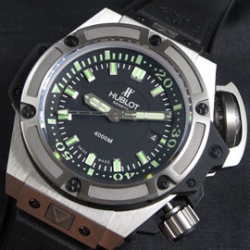 HUBLOT キングパワー 4000 高級腕時計
