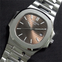 PATEK PHILIPPE ノーチラス Swiss 2824-2搭載