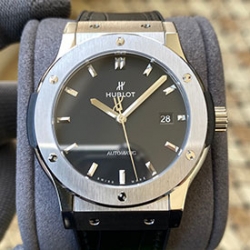 HUBLOT クラシックフュージョン レーシング 542.NX.1171.RX チタニウム グレー APS工場