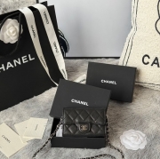 CHANEL ウエストバッグ カーフレザー レディース 11×7.5×2cm