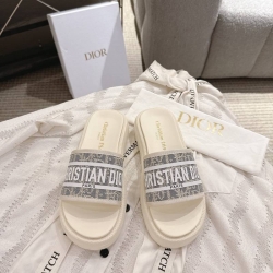 【DIOR】25SS春夏新作スリッポンビーチサンダルレディース