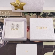 ディオール スタイル ピアス CD シルバー