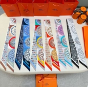 エルメス カレイドスコープツイリー小スカーフ 5x86.5cm