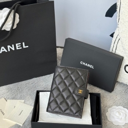 CHANEL パスポートケース カーフレザー ユニセックス 15×10×3cm