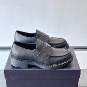 プラダ メンズ ローファー 39-44