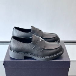プラダ メンズ ローファー 39-44