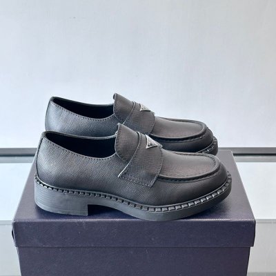 プラダ メンズ ローファー 39-44