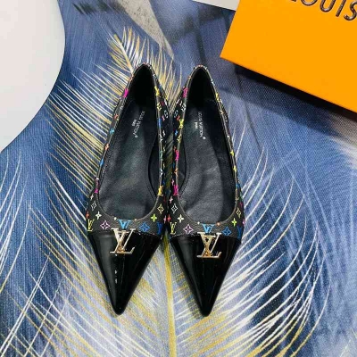 【LOUISVUITTON】唐三彩スニーカーレザースニーカーカジュアルシューズレディース