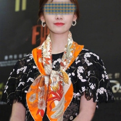 エルメス プレミアムスカーフ 90x90