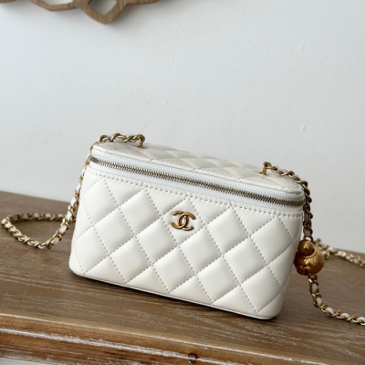 シャネル ポーチ 化粧ポーチ 16×9.5×8cm