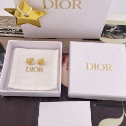 ディオール スタイル ピアス フープ パール