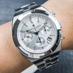 VACHERON CONSTANTIN 5500V/110A-B075 オーヴァーシーズ クロノグラフ