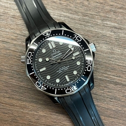 OMEGA 210.92.44.20.01.001 シーマスター ダイバー300M 新品