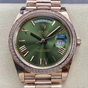 ROLEX M228345RBR デイデイト 40mm オリーブグリーン 芸能人愛用