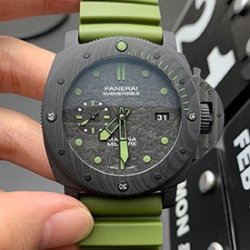 PANERAI PAM961 サブマーシブル 47mm P9010搭載 最高級