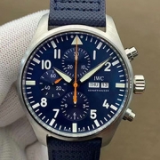 IWC パイロット クロノグラフ IW377729 ブルーリーダー限定