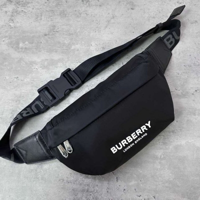 BURBERRY ウエストバッグ ECONYL ナイロン メンズ 31×16×7.5cm