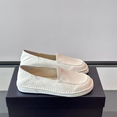 プラダ メンズ スリッポン 39-44