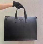 PRADA ブリーフケース クロスグレインレザー メンズ 40×30×9cm