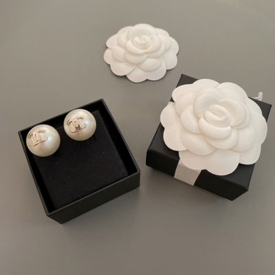 シャネル スタイル ピアス パール