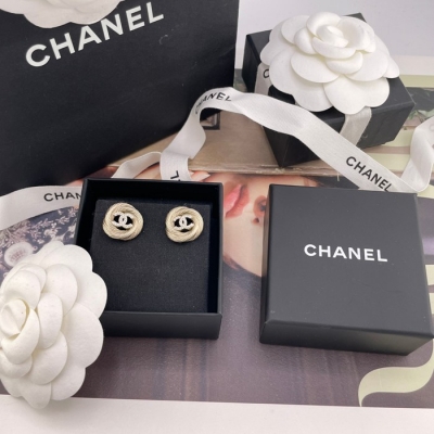 シャネル スタイル ピアス ツイスト