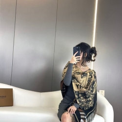 バーバリー 戦士騎士両面ストール。100％カシミヤ 230cmx50cm