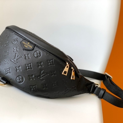 LOUIS VUITTON バンベッグ ウエストバッグ カーフレザー メンズ 37×14×20cm