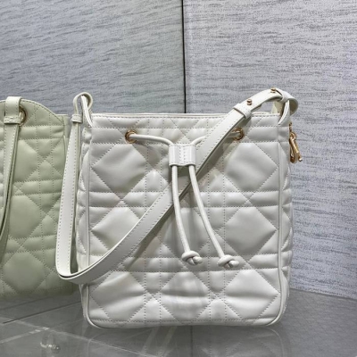 ディオール バケツバッグ カロ 23×24×13cm