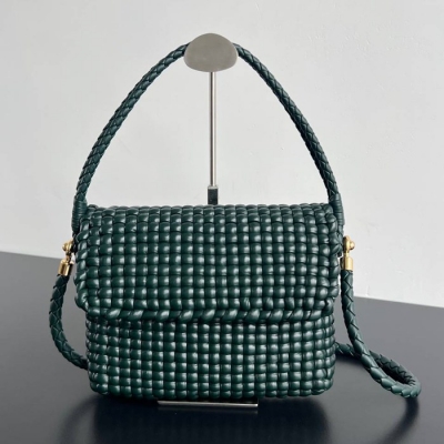 BV ショルダーバッグ レザー ハンドバッグ スウィング 25×19×6cm