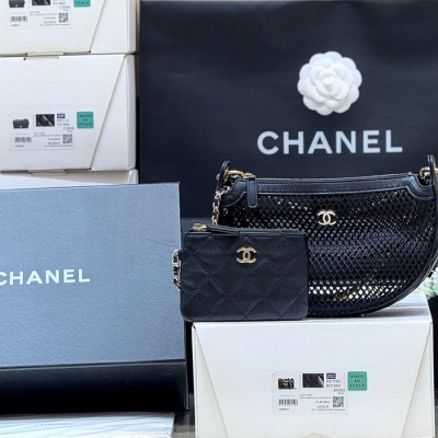 シャネル ショルダーバッグ 15×22×6cm