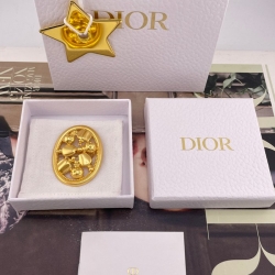 ブローチ D 香水瓶×オーバルブローチ — Diorヴィンテージシリーズ、縦横どちらの着用も可能、コレクション価値あり