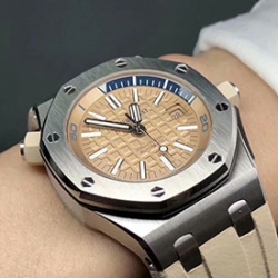 AUDEMARS PIGUET 15710ST BF新品 ロイヤルオークオフショア ダイバー ベージュ