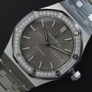 AUDEMARS PIGUET ロイヤルオーク 全面ダイヤベゼル アフターサービス絶好